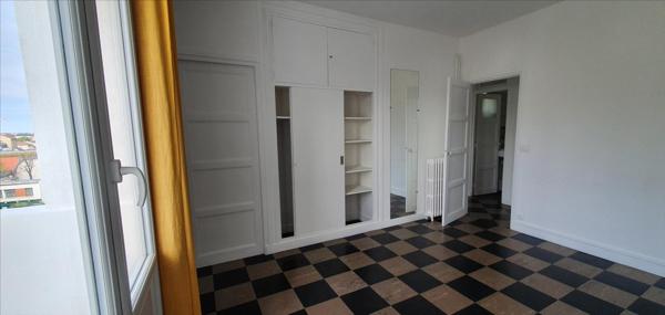 Location 4 Pieces 79 92000 Nanterre venets1