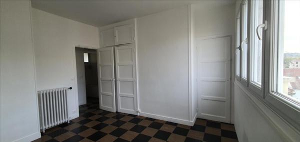 Location 4 Pieces 79 92000 Nanterre venets1