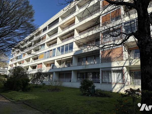 A VENDRE VANNES OUEST T2 m² 50 m² Cave + Parking