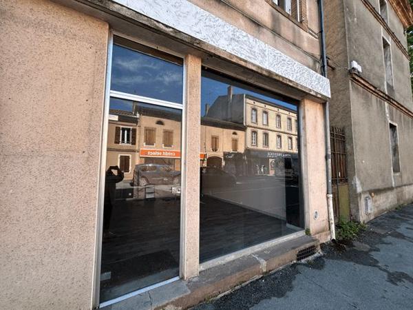 Local commercial 1 pièce T1 F1 22.9 m² à Albi 10 AVENUE ALBERT THOMAS 81000 à louer