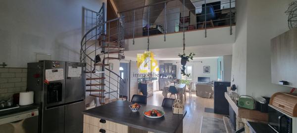 Maison - 7 pièces - 142 m²