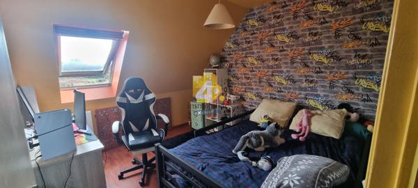 Maison - 7 pièces - 142 m²