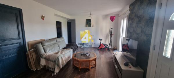 Maison - 7 pièces - 142 m²