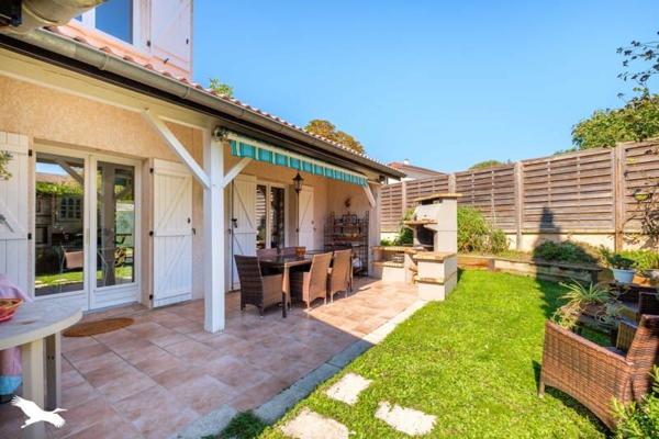 Maison à vendre |  Chassieu |  8 pièces | 185 m²