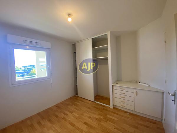 Appartement à louer Pontivy : 3 pièces, 59m² avec 2 chambre(s) à 760€ - AJP Immobilier Pontivy