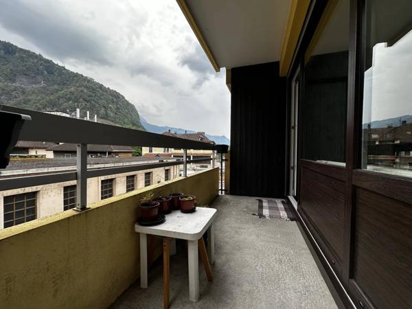 À VENDRE – Appartement T2 rénové avec balcon exposé sud