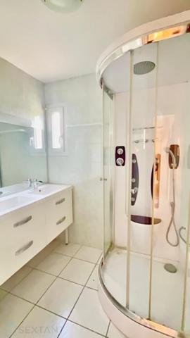 CHARMANT PAVILLON PROCHE COMMODITES