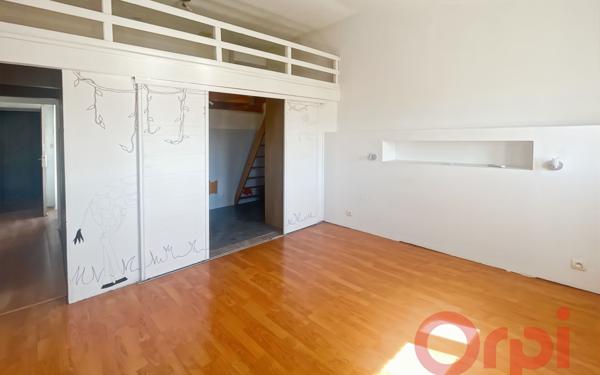 Appartement à vendre    7 pièces • 108,32 m2 Sérignan
