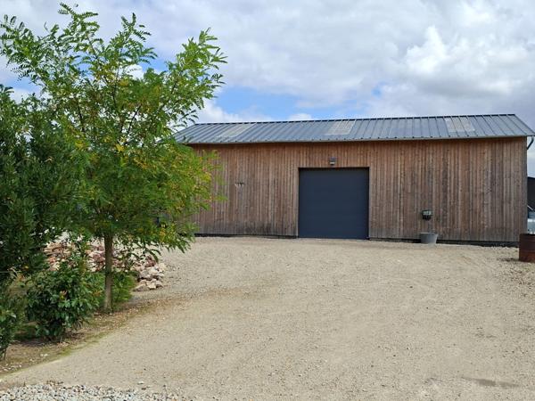 Maison Villa Plain pied NEuve 2022 Basse Conso 164 m2 + Dépendance neuve 117m2 , Parc Clos 5800m2