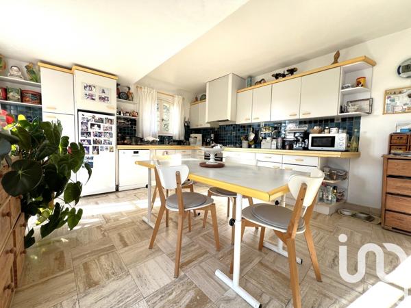 Maison à vendre 6 pièces 193 m² Saint-Émilion