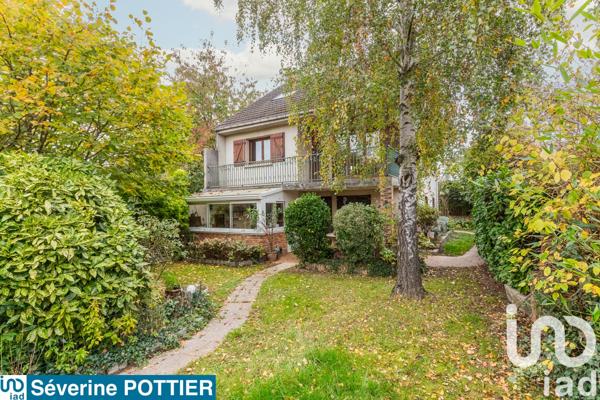 Maison à vendre 6 pièces 139 m² Viry-Châtillon