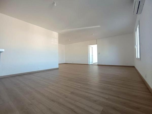 Appartement Istres 4 pièce(s) 101 m2 ET Terrasse