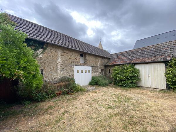 CENTRE BOURG-MAISON DE MAITRE DE PIECES PRINCIPALES Parne sur roc CENTRE BOURG-MAISON DE MAITRE DE PIECES PRINCIPALES Parne sur roc