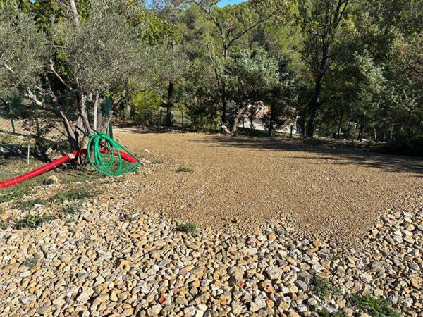 Terrain constructible 1622 m2