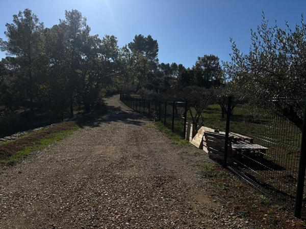 Terrain constructible 1622 m2