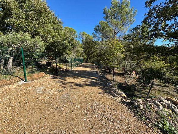 Terrain constructible 1622 m2
