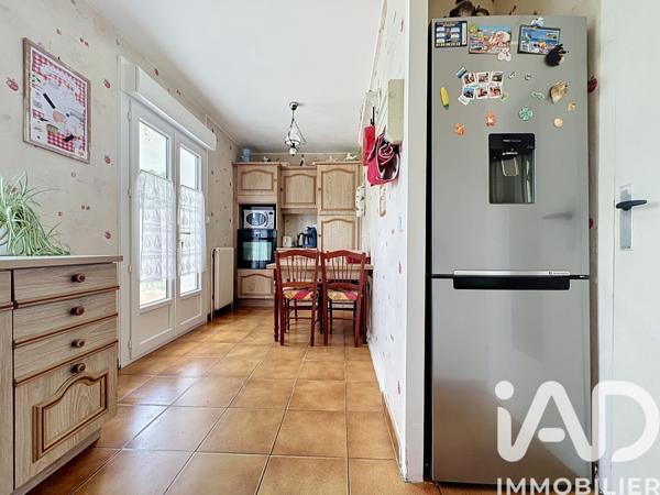 Maison à vendre 5 pièces 85,6 m² Rambouillet
