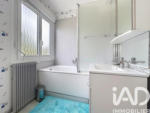 Maison à vendre 5 pièces 85,6 m² Rambouillet