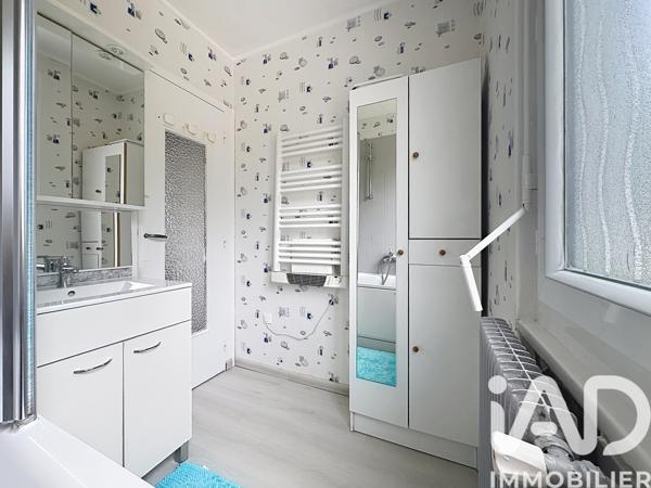 Maison à vendre 5 pièces 85,6 m² Rambouillet
