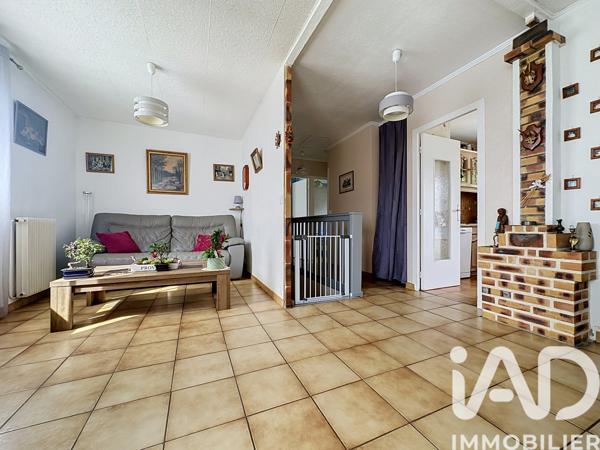 Maison à vendre 5 pièces 85,6 m² Rambouillet