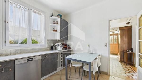 MAISON MEULIÈRE 5 PIÈCES 115 m² À ATHIS-MONS, SECTEUR CALME PROCHE TRAMWAY
