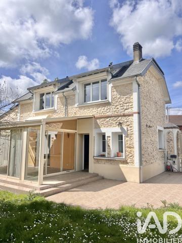 Maison à vendre 4 pièces 104 m² Saint-Fargeau-Ponthierry