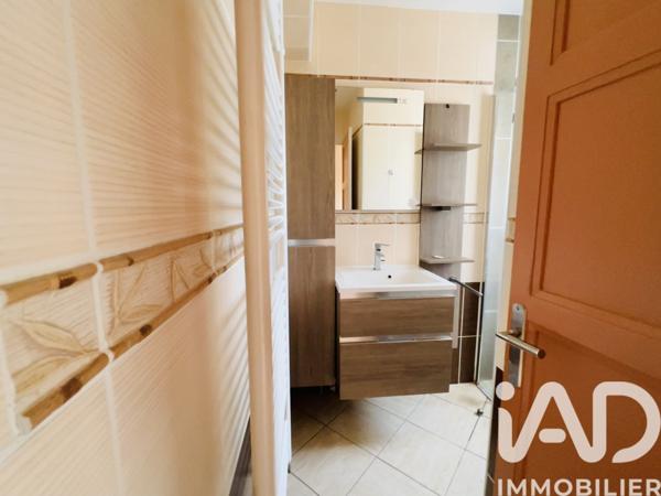 Maison à vendre 4 pièces 104 m² Saint-Fargeau-Ponthierry