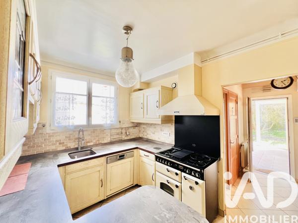 Maison à vendre 4 pièces 104 m² Saint-Fargeau-Ponthierry