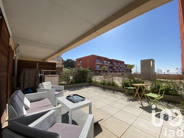 Appartement 2 pièces de 45 m² à Sète (34200)