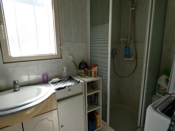 Maison de 70 m2 env 3 chambres Petit Quevilly au calme.