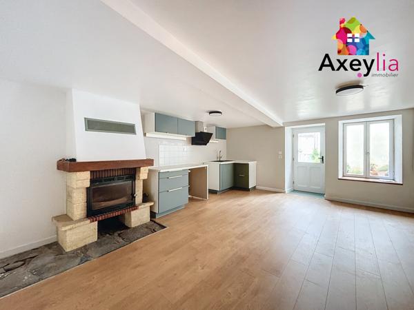 Arconsat (63250) A LOUER - ARCONSAT - MAISON 3 CHAMBRES AVEC TERRASSE ET DEPENDANCES