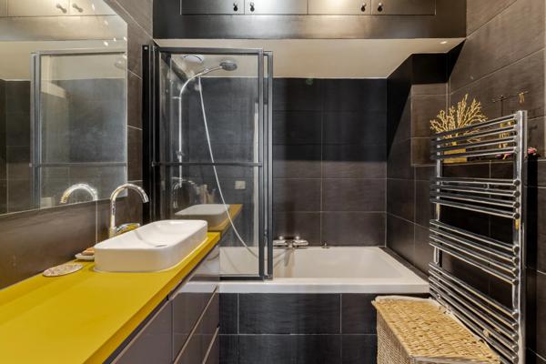 Appartement Paris 18e - VILLAGE RAMEY