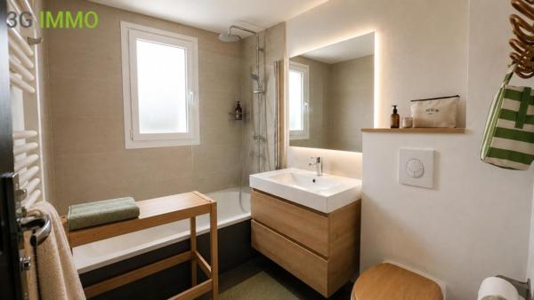 Vente / Ensemble de 2 maisons à Puget-sur-Argens (83480)