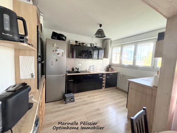 Appartement à vendre 4 pièces SAINT PIERRE EN FAUCIGNY (74)