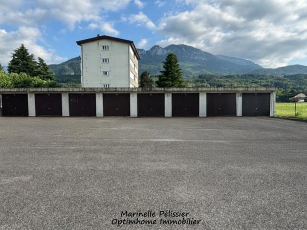 Appartement à vendre 4 pièces SAINT PIERRE EN FAUCIGNY (74)