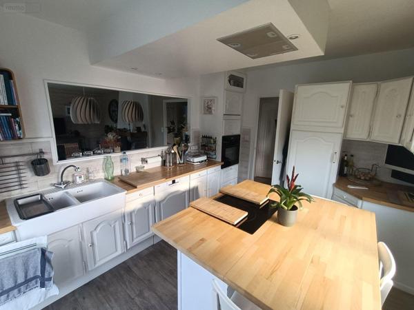 Maison à louer à Noyal-Châtillon-sur-Seiche en Ille-et-Vilaine (35230), ref : 35129-6561