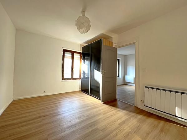 Charmant Appartement 2 Pieces a Vendre a REIMS - secteur Clairmarais