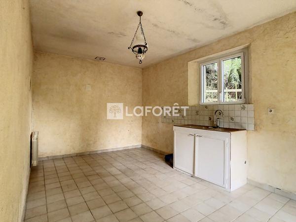 Achat maison près de GOMENE - 4 pièce(s) - 100 m² - 100 000 €