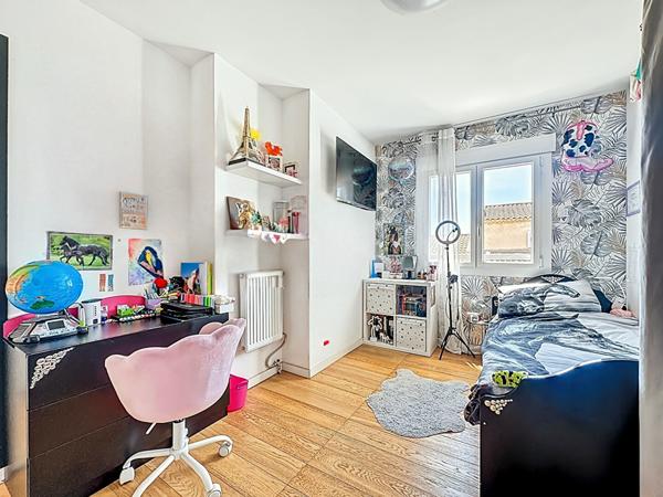 Maison à vendre à Plan de Cuques - 4 chambres avec piscine