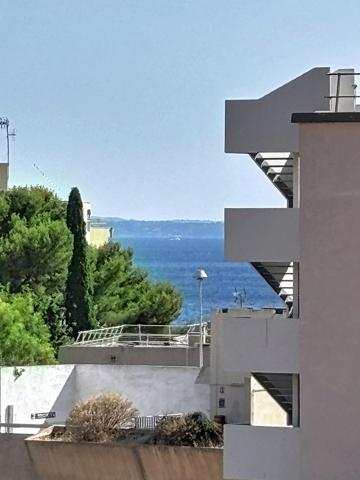 Centre-ville de Saint-Raphaël – Élégance, lumière et douceur de vivre à deux pas de la mer !