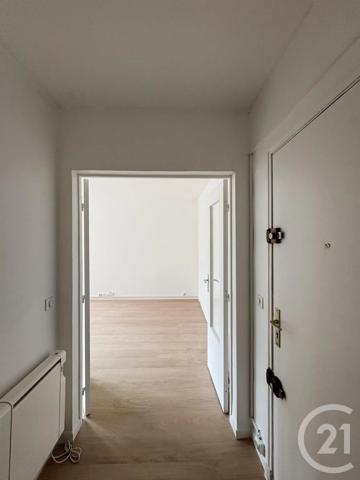 Appartement Studio à vendre  1 pièce - 26,62 m 2   ST DENIS  - 93