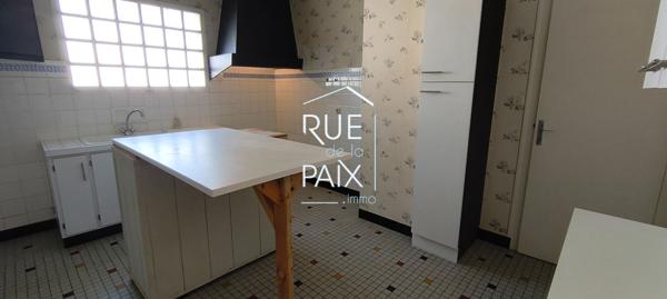 79200 CHATILLON SUR THOUET PAVILLON SUR SOUS-SOL A RÉNOVER