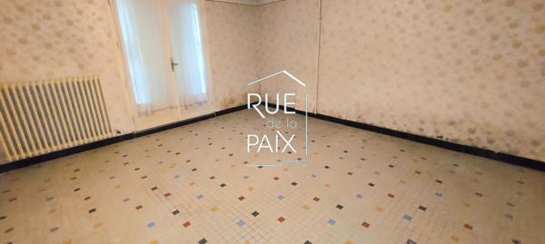 79200 CHATILLON SUR THOUET PAVILLON SUR SOUS-SOL A RÉNOVER