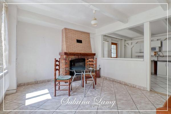 Dpt Marne (51), à vendre SEZANNE maison P4 de 80,21 m² - Terrain de 189,00 m²