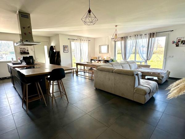 Maison à Beaumont-sur-Sarthe, 72170 - 6 pièces 130m²