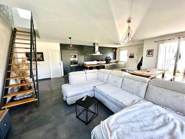 Maison à Beaumont-sur-Sarthe, 72170 - 6 pièces 130m²