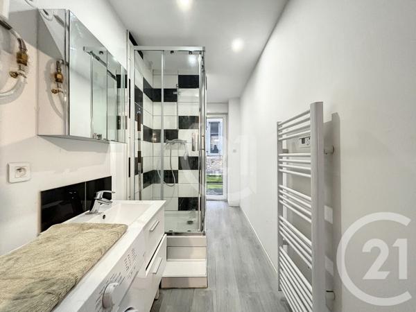 Appartement T2 à vendre  5 pièces - 65 m2 MONTBELIARD - 25