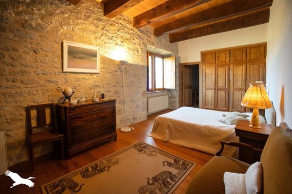Château à vendre 832 000 € Ambeyrac 7 p 295 m² DPE