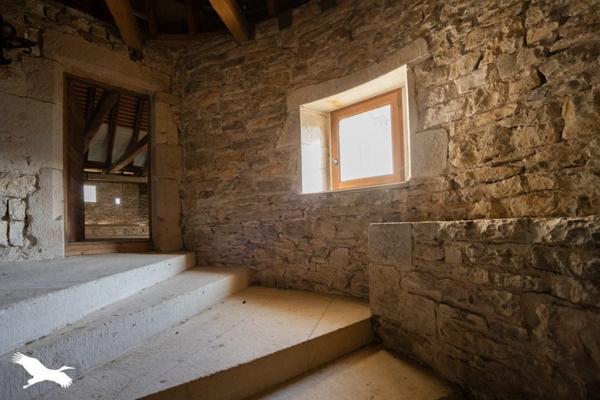 Château à vendre 832 000 € Ambeyrac 7 p 295 m² DPE
