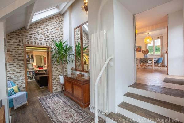 SUPERBE MAISON FAMILIALE